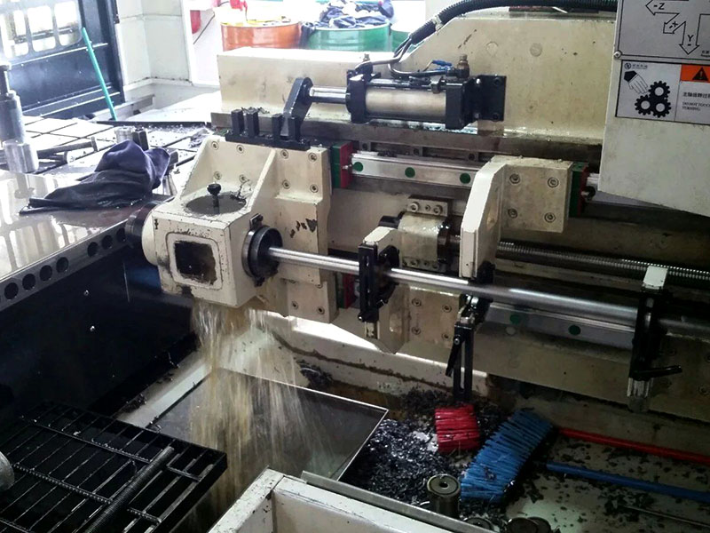 深孔鉆雙斜孔怎樣鉆呢？