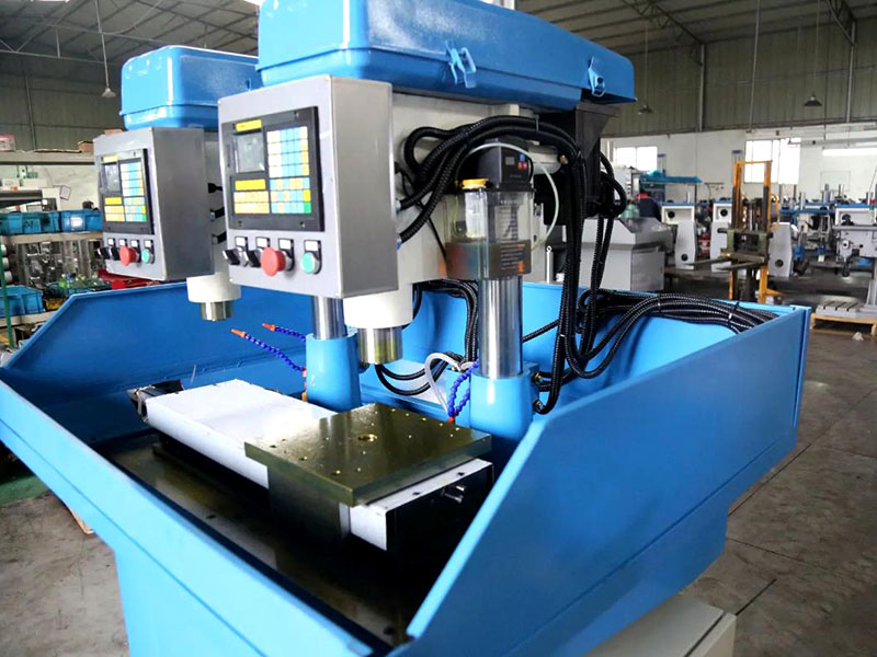 高速鉆攻機的幾大特點！